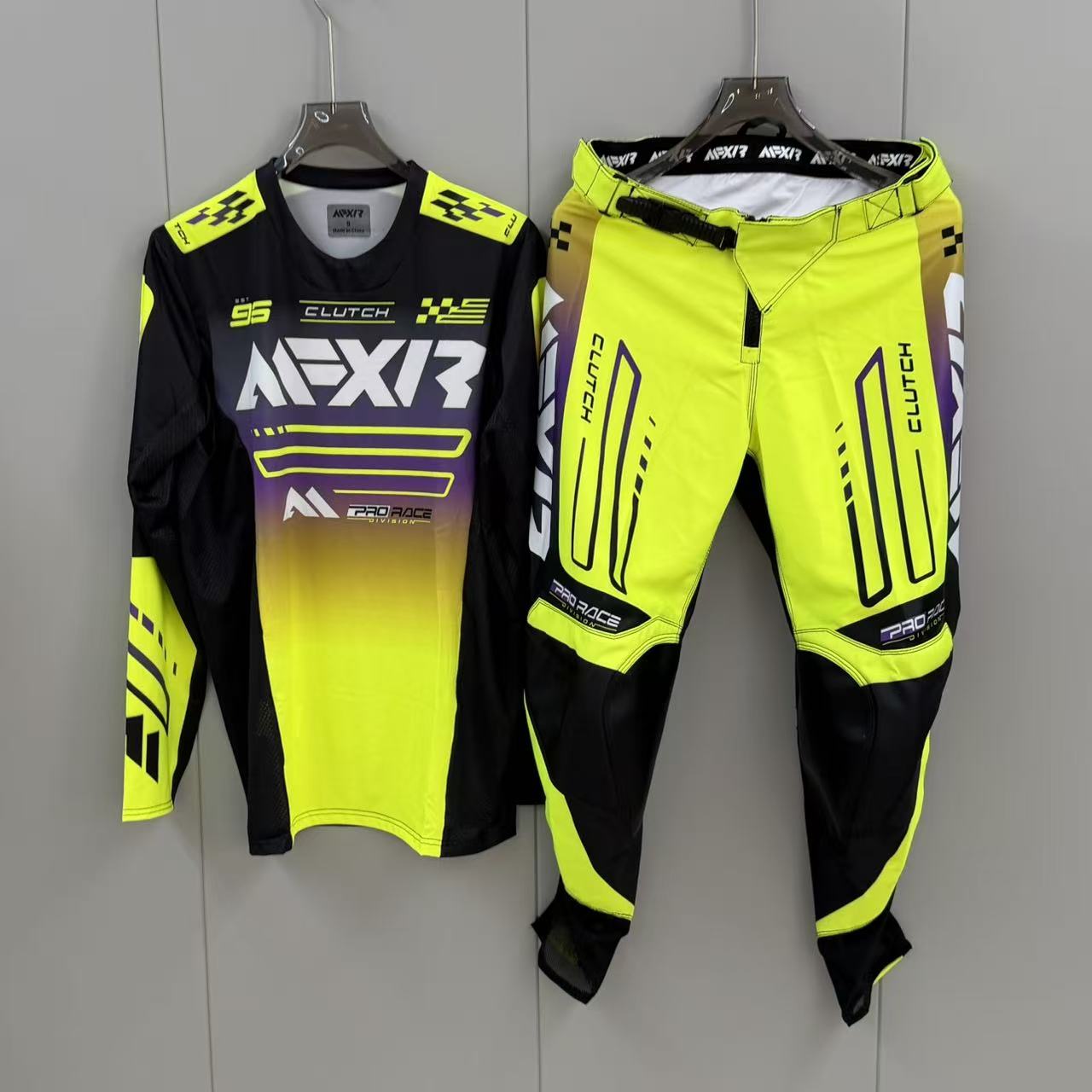 Completo Unisex per Moto Fuori - Motorcycle Gear Outfit recensione e prezzo