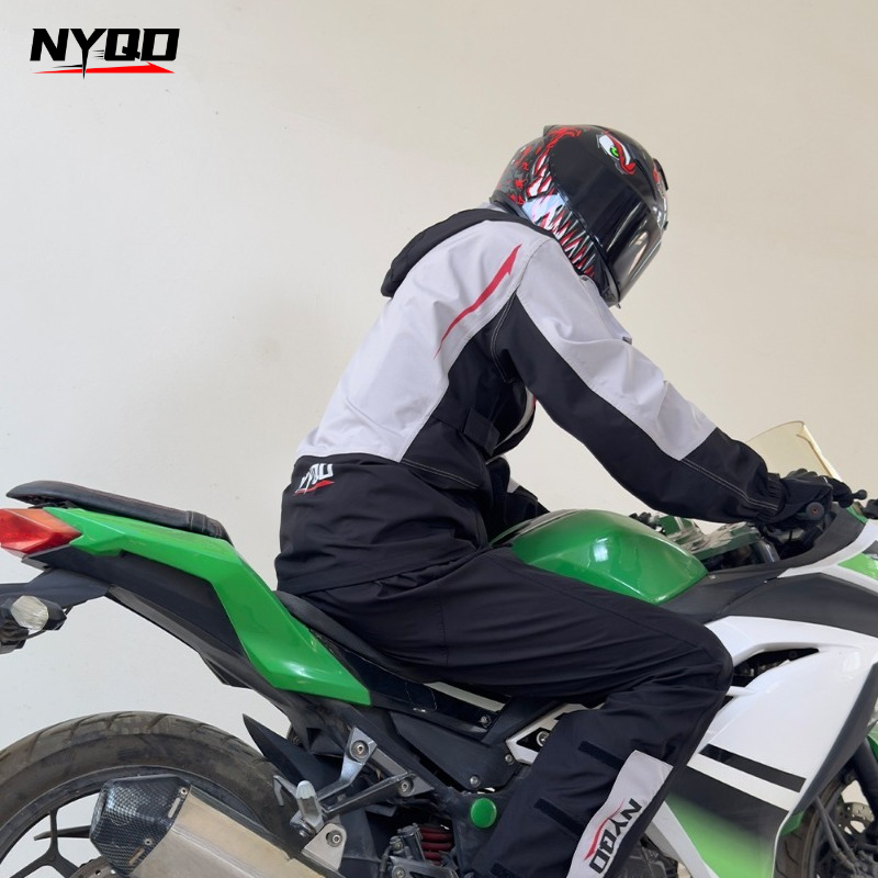Completo Impermeabile per Moto - Motorcycle Gear Full Set recensione e prezzo