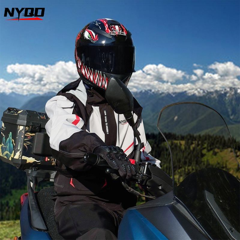 Completo Impermeabile per Moto - Motorcycle Gear Full Set recensione e prezzo