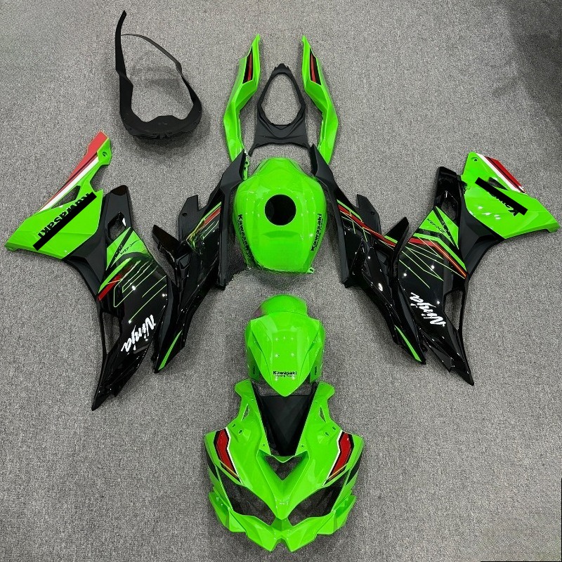 Kit Carena Moto Personalizzata - Motorcycle Gear Full Set recensione e prezzo