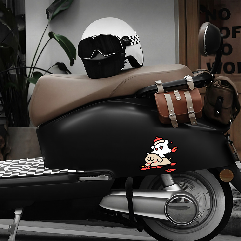 Adesivo per auto con cucciolo  - Motorcycle Gear For Dogs recensione e prezzo